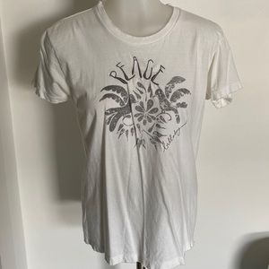 Billabong t shirt